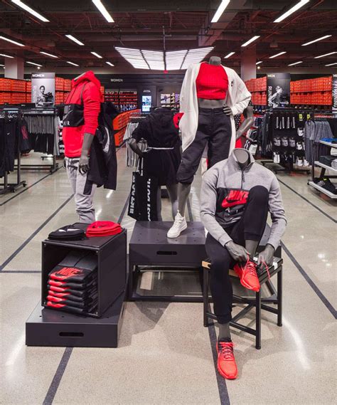 trainingshose in weiß nike|Nike Factory Stores.